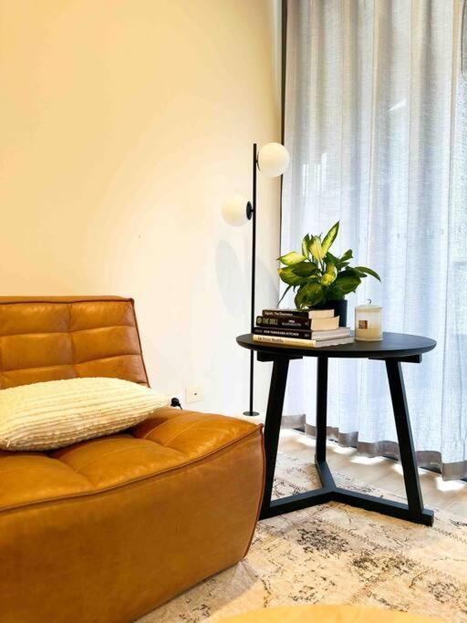 Apartment Inner City Glebe Designer W Free Parking Sydney